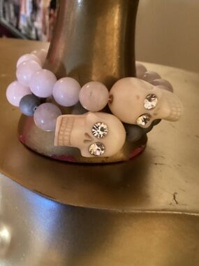 Vintage JUICY Pink Beaded Skull Stretch Bracelet - Feminine Skull Charm Jewelry